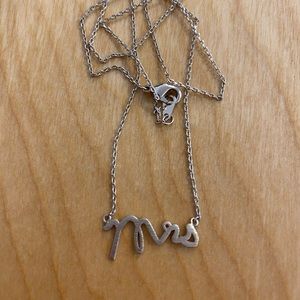 Mrs. Necklace